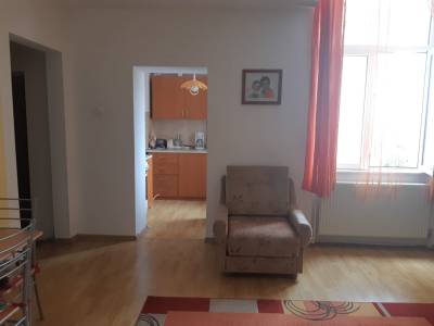 De vanzare apartament 2 camere in centru-4-IMG-nav