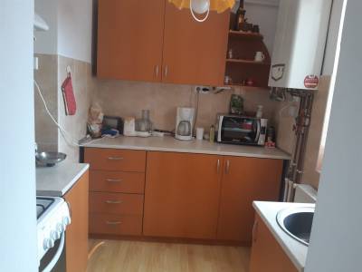 De vanzare apartament 2 camere in centru-3-IMG-nav