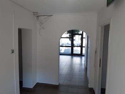 De inchiriat spatiu comercial , str. Republicii-4-IMG-nav