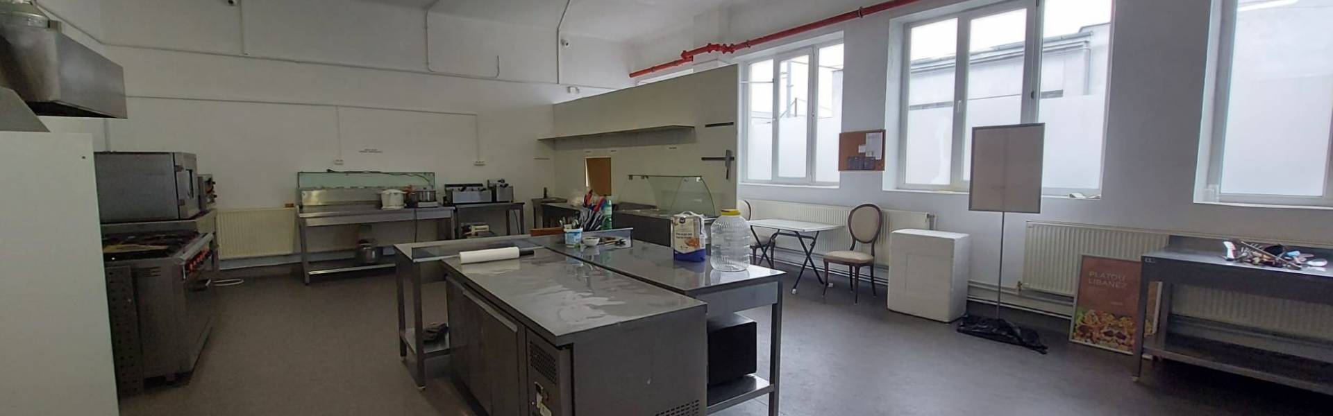 De inchiriat 120 mnp spatiu pretabil ptr. bucatarie/ catering 